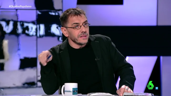 Frame 14.446116 de: Monedero: "Hay una vulgarización de la política, la profundización se solventa haciendo una payasada en televisión"