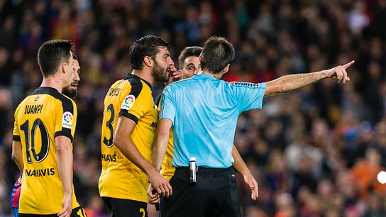 Momento de la expulsión de Juankar durante el Barcelona-Málaga Momento de la expulsión de Juankar durante el Barcelona-Málaga