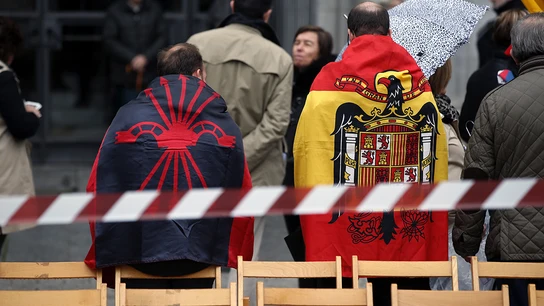 Asistentes a una concentración franquista Asistentes a la concentración franquista