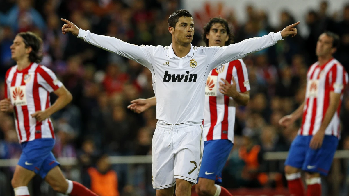 Ronaldo celebra un gol en el derbi del 11 de abril de 2012 Ronaldo celebra un gol en el derbi del 11 de abril de 2012