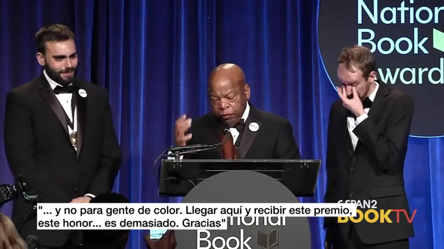 Frame 62.09543 de: De negarle el carné de la biblioteca por ser de negro a recibir el National Book Award, la emotiva historia de John Lewis Frame 62.09543 de: De negarle el carné de la biblioteca por ser de negro a recibir el National Book Award, la emotiva historia de John Lewis