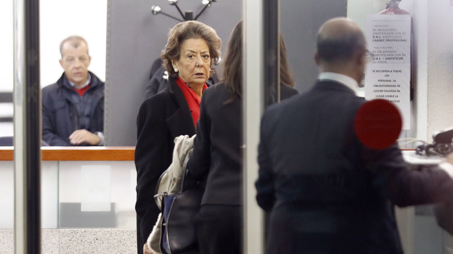 Rita Barber&aacute; a su llegada al Tribunal Supremo