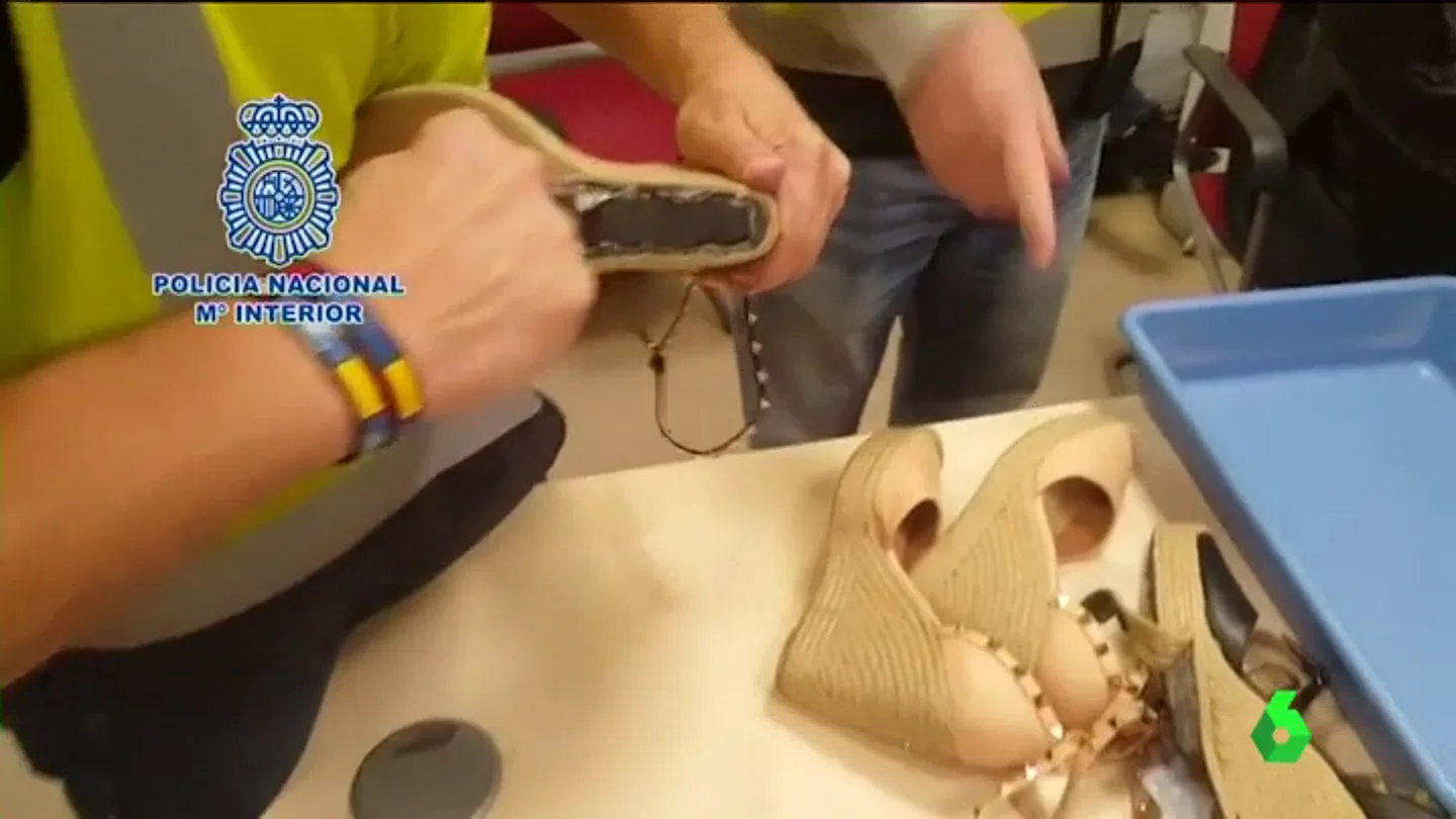 Frame 1.487236 de: ZAPATOS Frame 1.487236 de: ZAPATOS