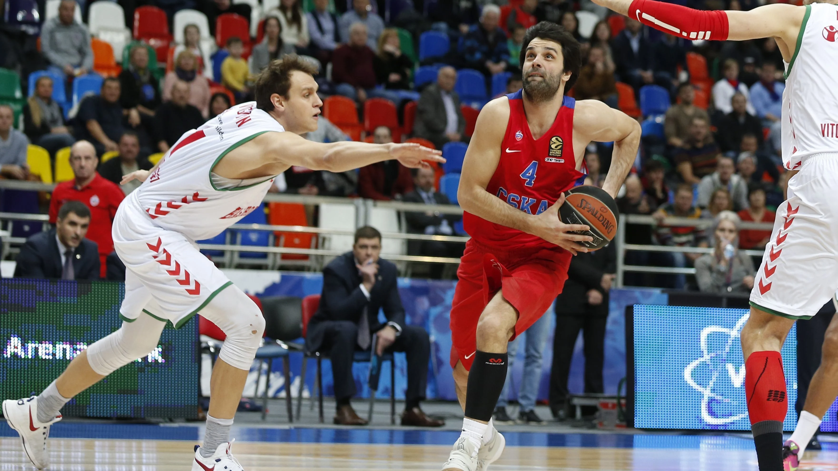 Teodosic entrando a la 'cocina'