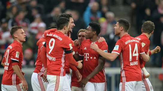 El Bayern celebrando el gol de Hummels El Bayern celebrando el gol de Hummels