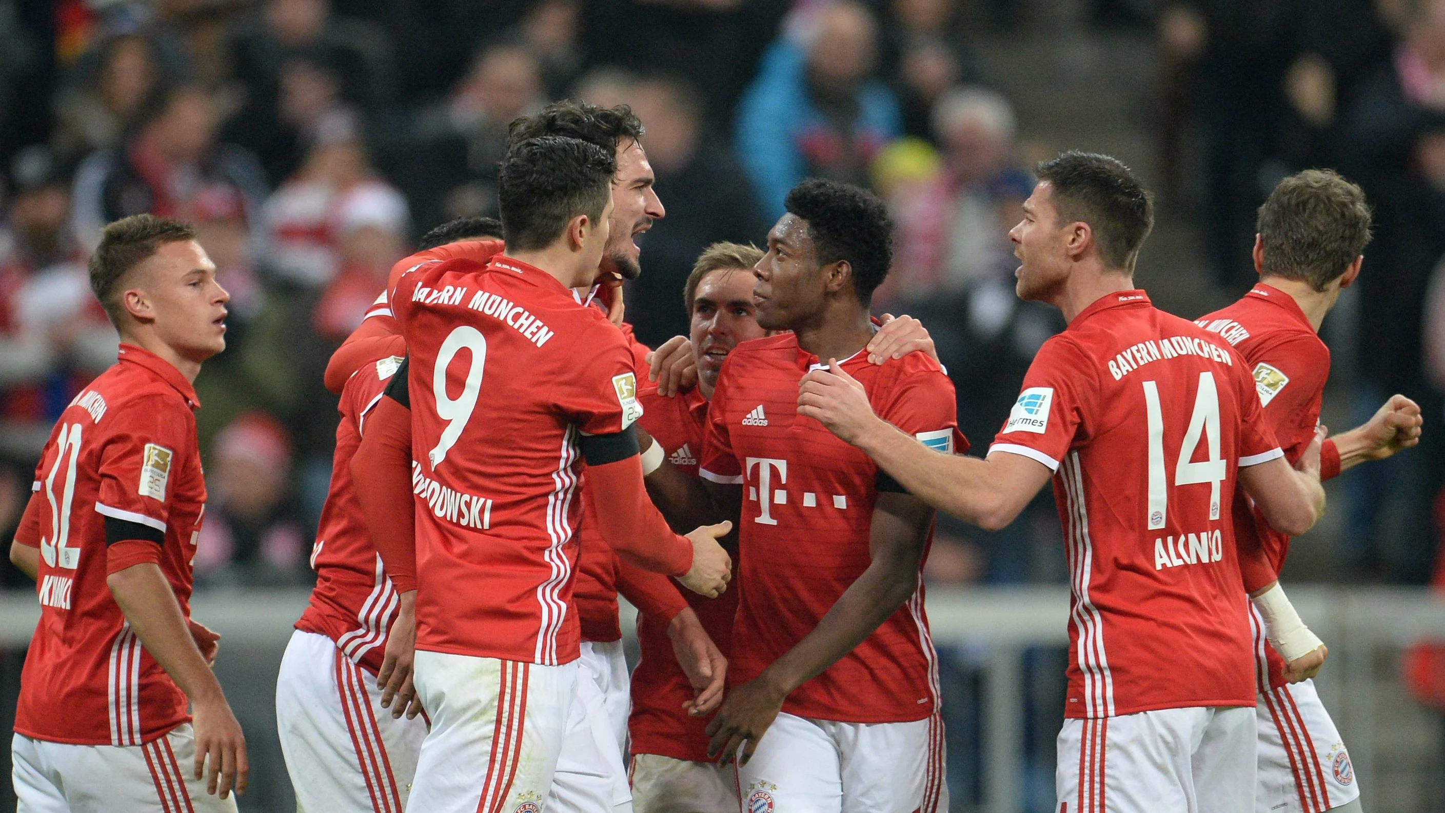 El Bayern celebrando el gol de Hummels