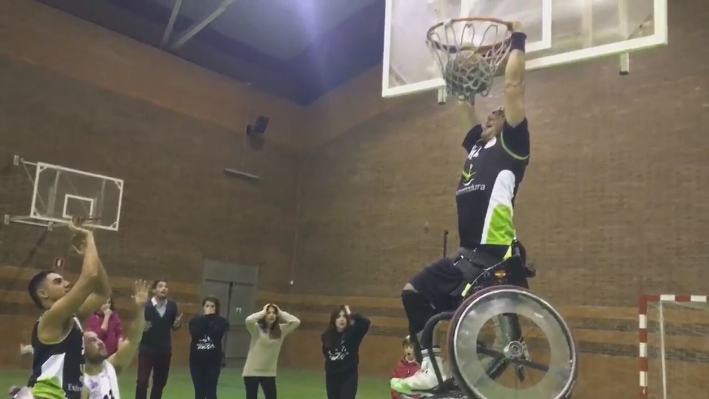 El 'Mannequin Challenge' del Mideba de Extremadura