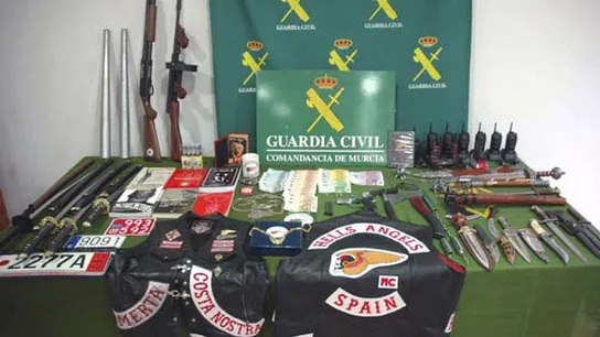 Pertenencias retiradas a 'los Ángeles del Infierno' Pertenencias retiradas a 'los Ángeles del Infierno'