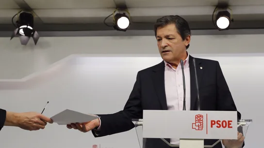 Javier Fernández, presidente de la gestora socialista Javier Fernández, presidente de la gestora socialista
