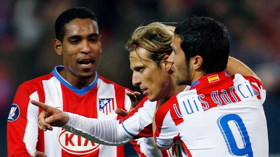 Cleber Santana, junto a Diego Forlán y Luis García Cleber Santana, junto a Diego Forlán y Luis García