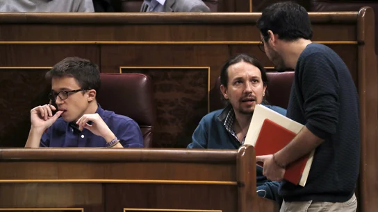Íñigo Errejón, Pablo Iglesias y Alberto Garzón, en el Congreso Íñigo Errejón, Pablo Iglesias y Alberto Garzón, en el Congreso