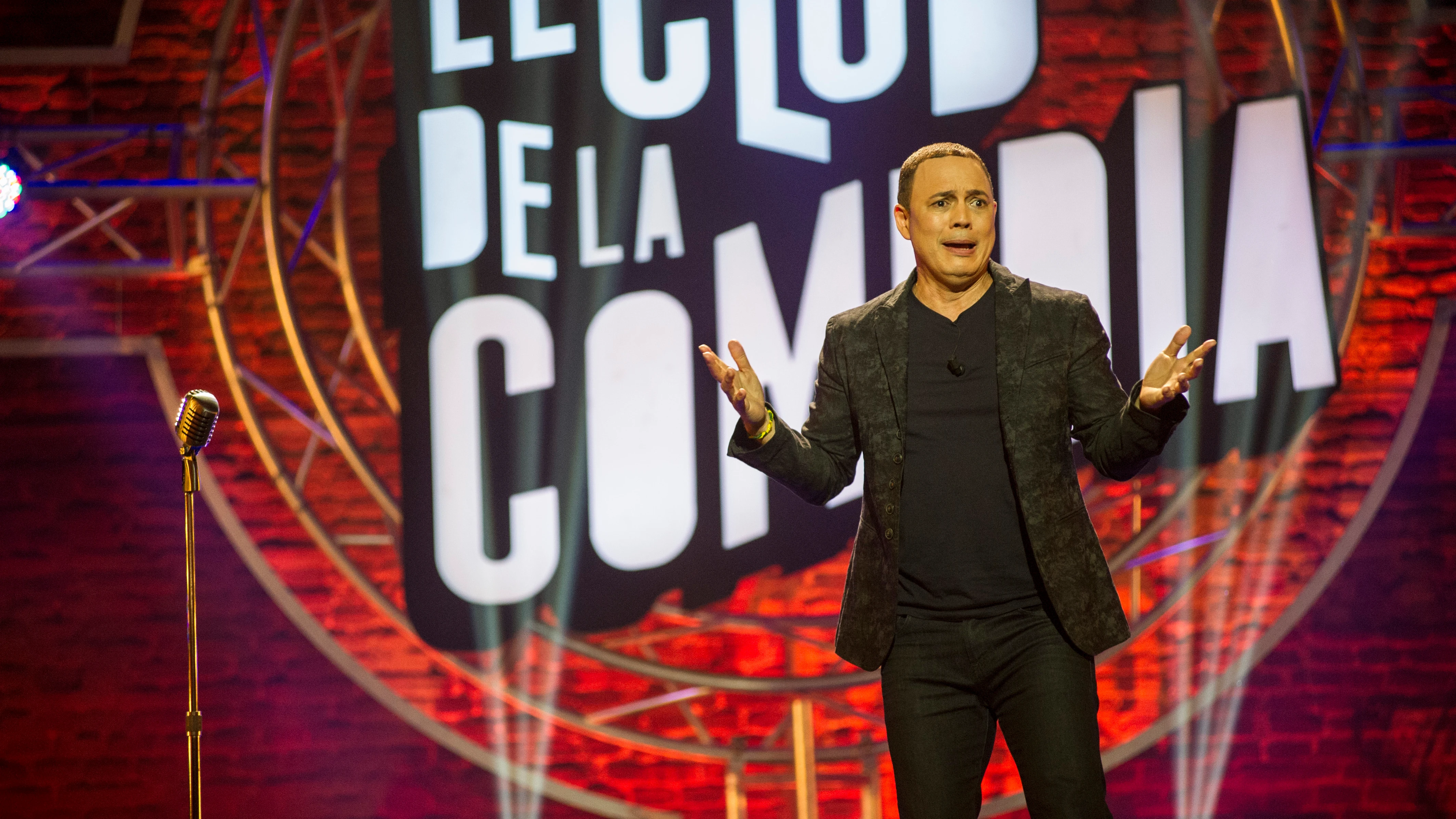 Alexis Valdés en El Club de la Comedia