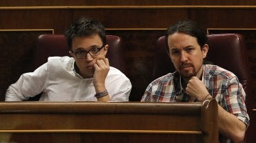 Íñigo Errejón y Pablo Echenique, en el Congreso