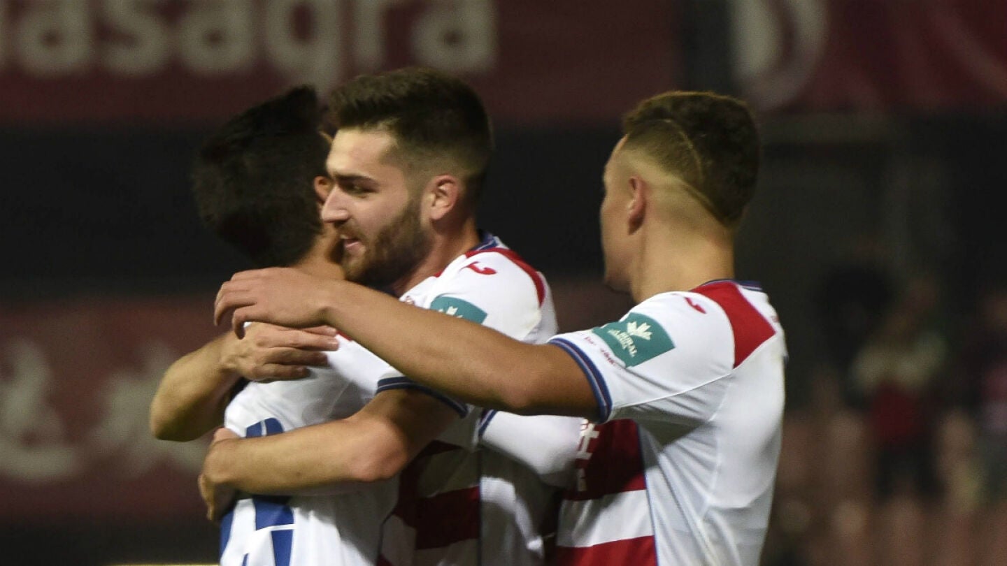El Granada celebra un gol