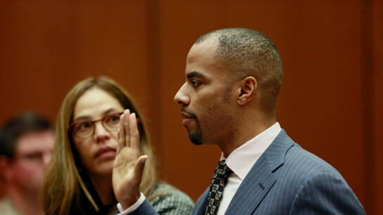 Darren Sharper declara ante el juez en Los &Aacute;ngeles