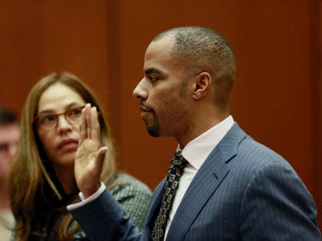 Darren Sharper declara ante el juez en Los Ángeles Darren Sharper declara ante el juez en Los Ángeles
