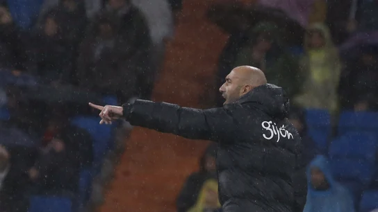Abelardo, en un partido del Sporting Abelardo, en un partido del Sporting