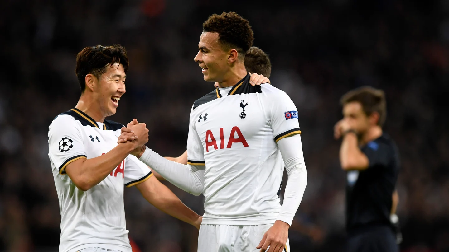 Dele Alli celebra su gol al CSKA con Heung-Min Son Dele Alli celebra su gol al CSKA con Heung-Min Son