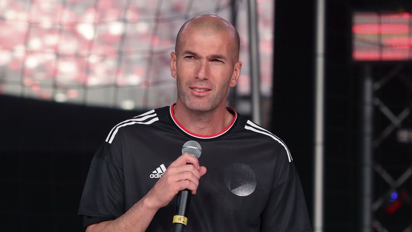 Zidane en el acto de Adidas