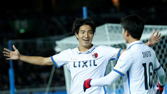 Mu Kanazaki celebra su gol Mu Kanazaki celebra su gol