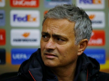 José Mourinho, en rueda de prensa José Mourinho, en rueda de prensa