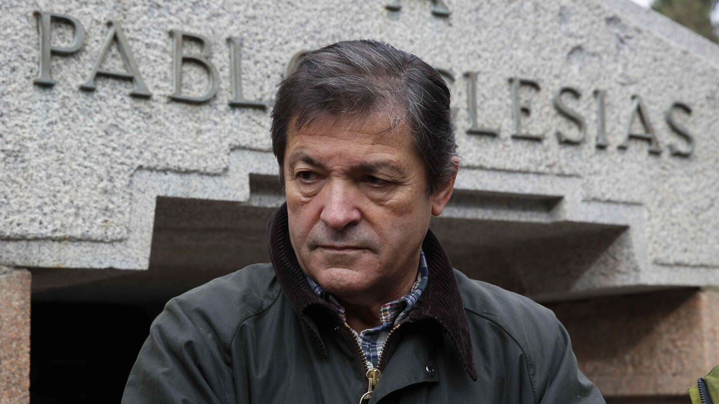 Javier Fern&aacute;ndez, presidente de la gestora del PSOE
