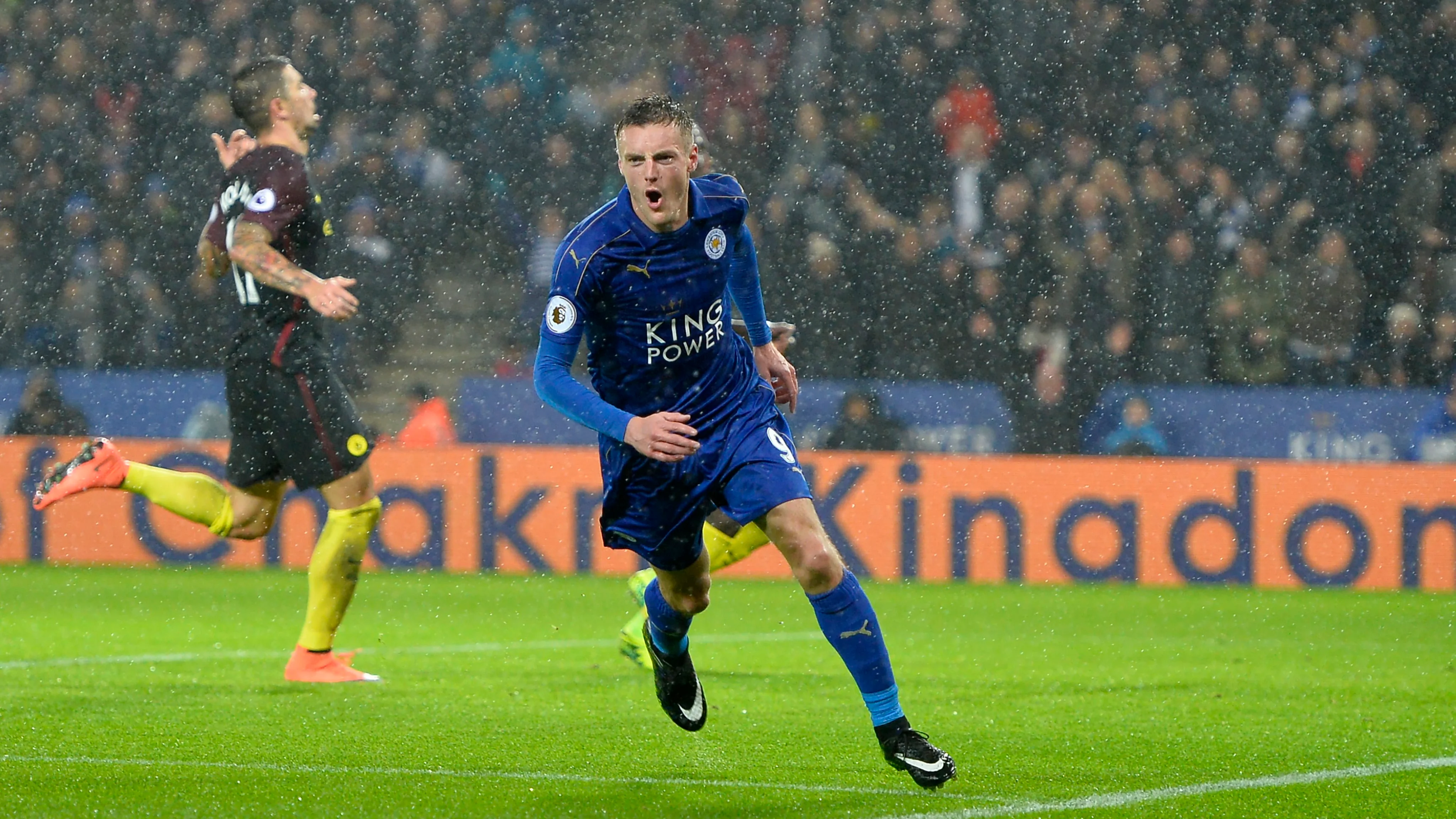 Vardy celebrando uno de sus goles al Manchester City Vardy celebrando uno de sus goles al Manchester City