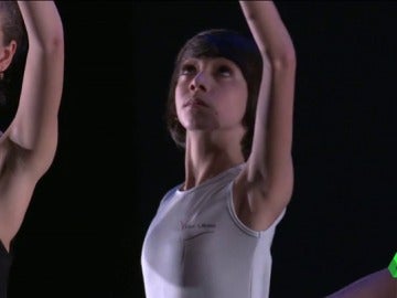 Frame 25.171975 de: BALLET ULLATE Frame 25.171975 de: BALLET ULLATE