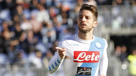 Dries Mertens celebrando uno de sus goles frente al Cagliari Dries Mertens celebrando uno de sus goles frente al Cagliari