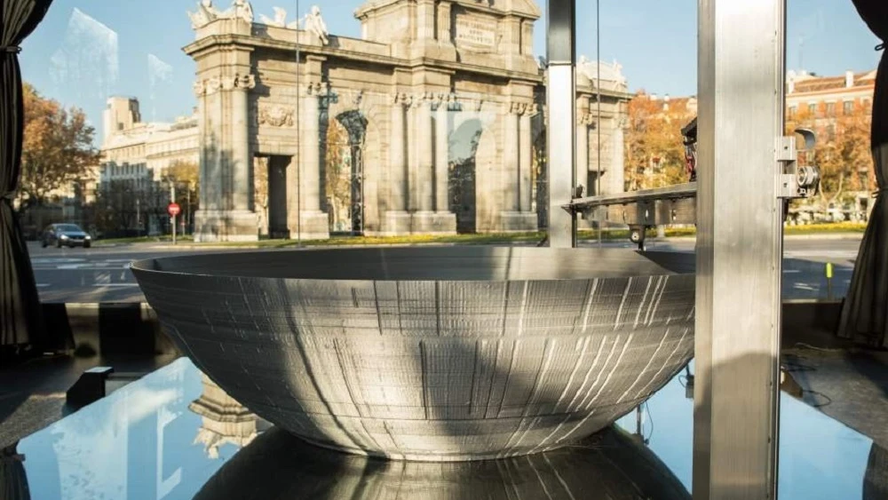 La réplica de la Estrella de la Muerte que se está construyendo en Madrid