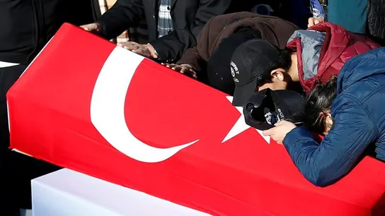 Funeral por las víctimas del doble atentado en Estambul Funeral por las víctimas del doble atentado en Estambul