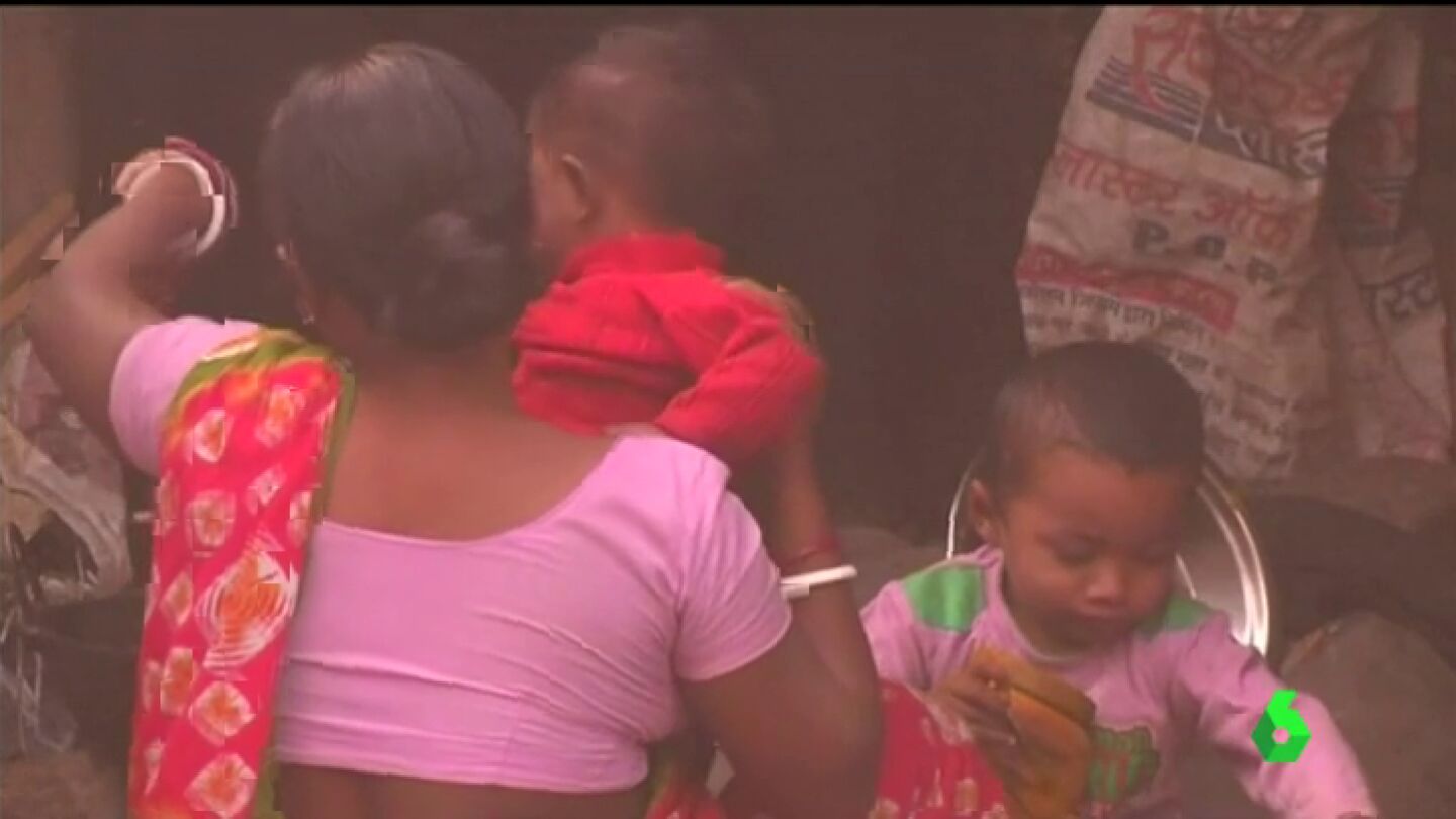 Frame 25.774333 de: Un grupo de hombres prende fuego a una ni&ntilde;a de 10 a&ntilde;os por resistirse a ser violada