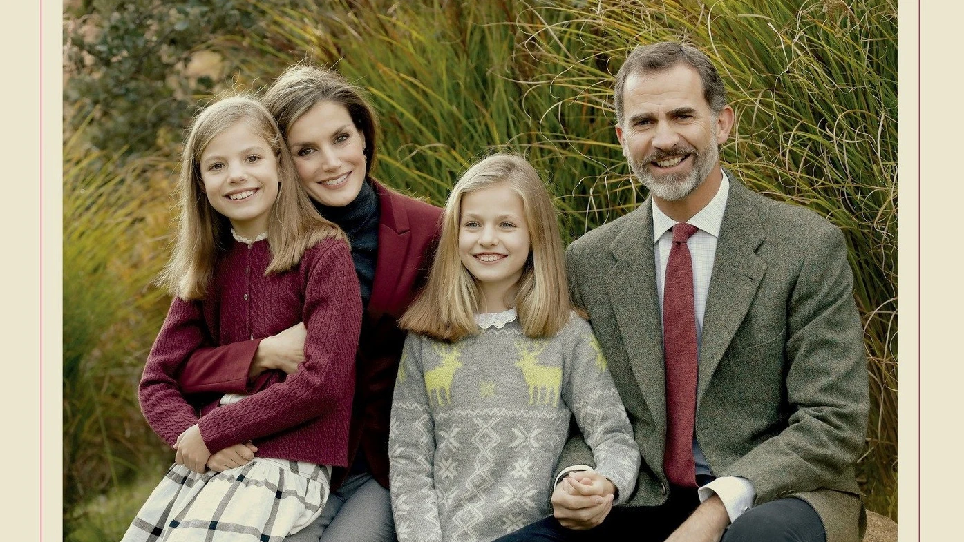 Felicitación navideña de los reyes de España y sus hijas