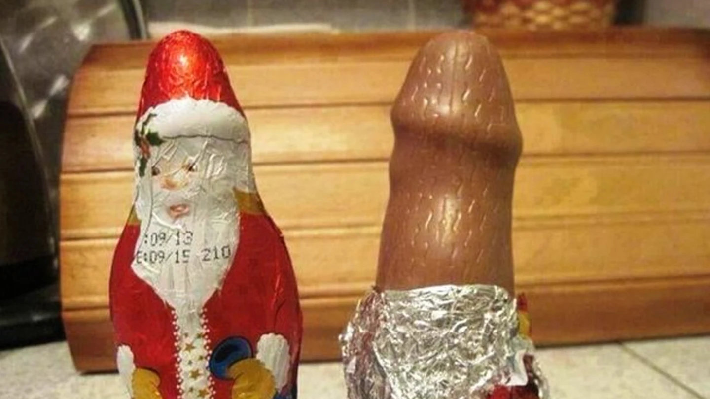 Una de las chocolatinas con forma fálica que ha subido un usuario Una de las chocolatinas que ha subido un usuario con forma fálica