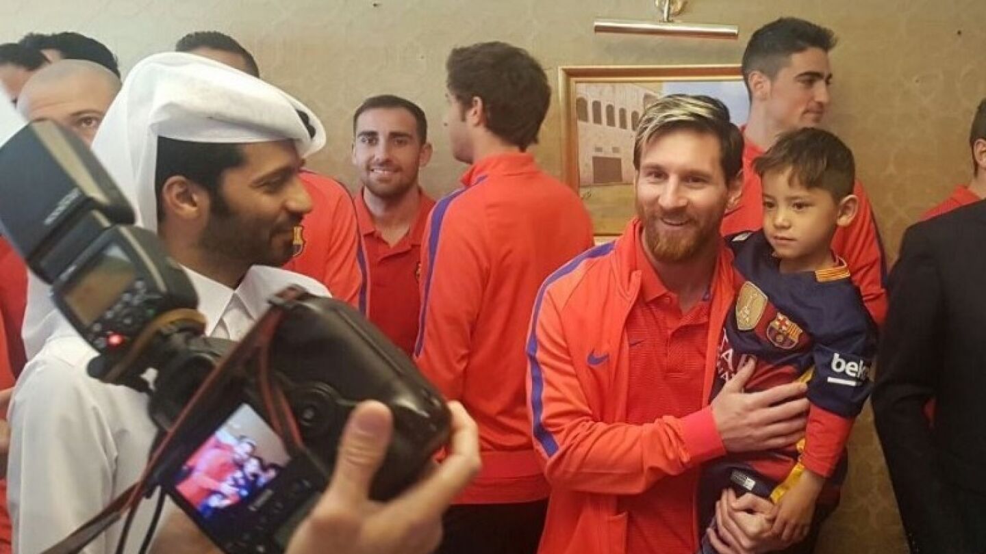 Leo Messi se saca una fotograf&iacute;a junto a Murtaza