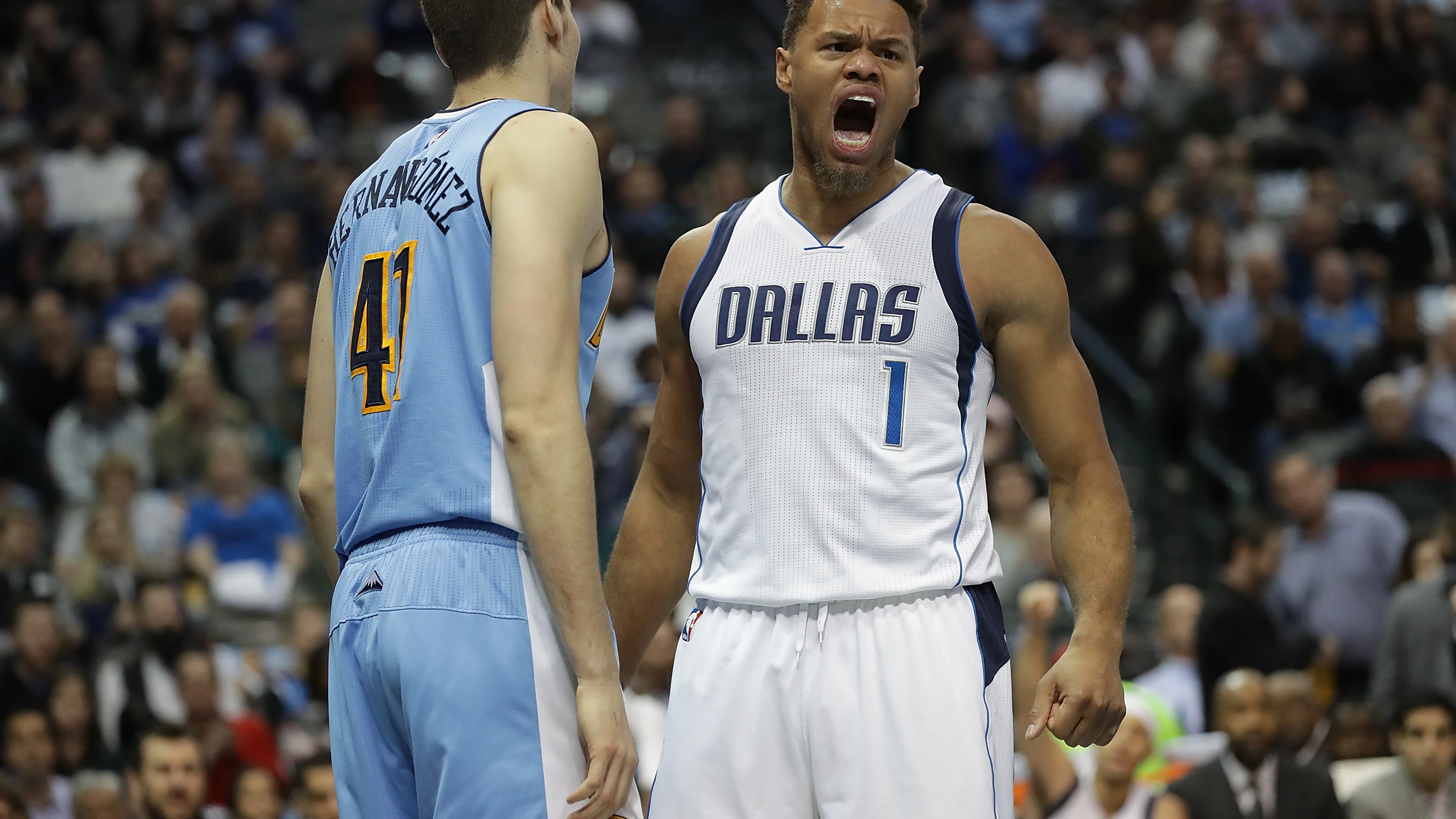 Justin Anderson celebra un punto ante un Juancho cabizbajo