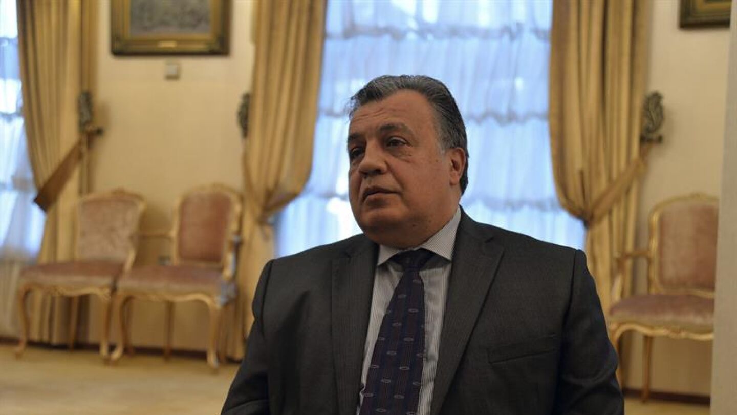 El embajador de Rusia asesinado en Ankara