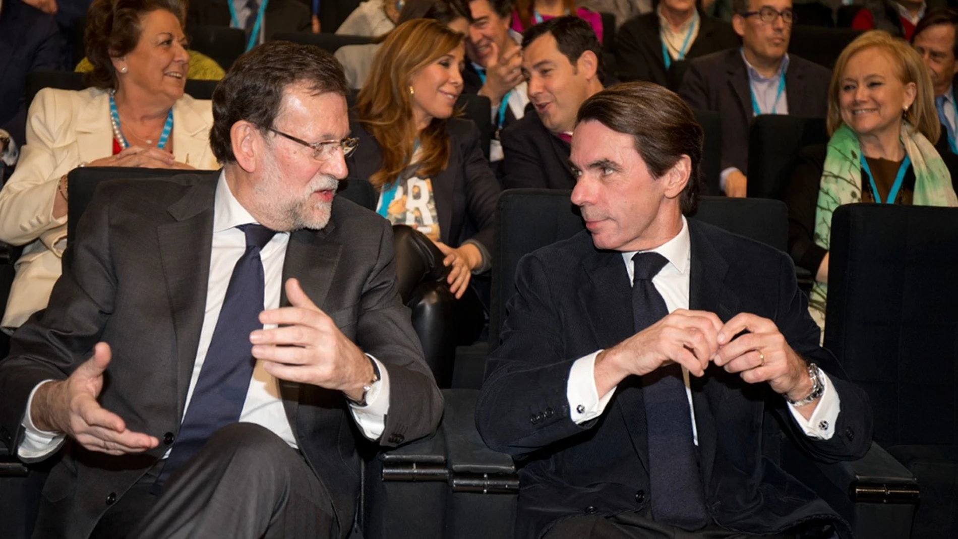 Rajoy y Aznar en un acto