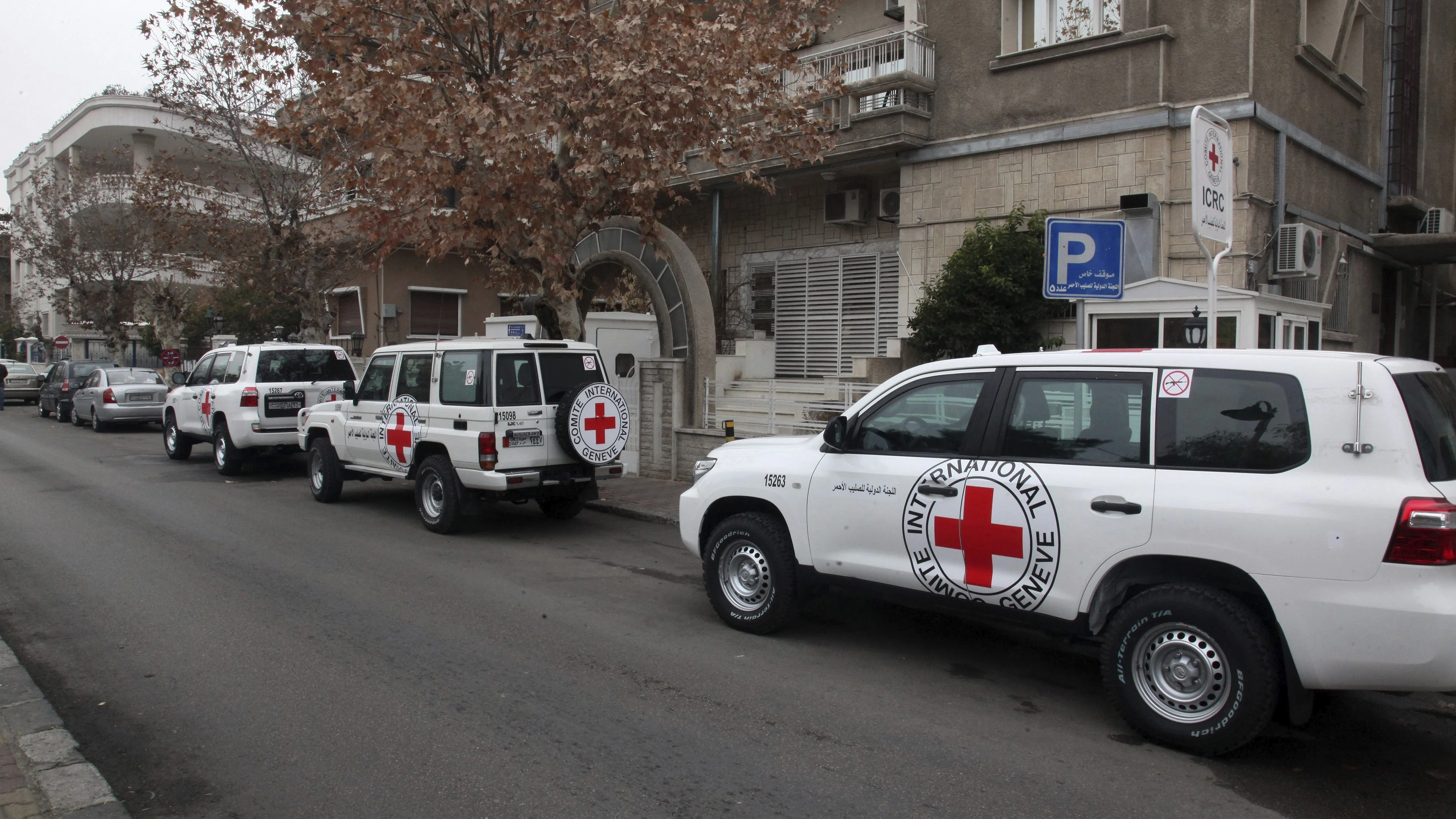 Vehículos de la Cruz Roja en Siria