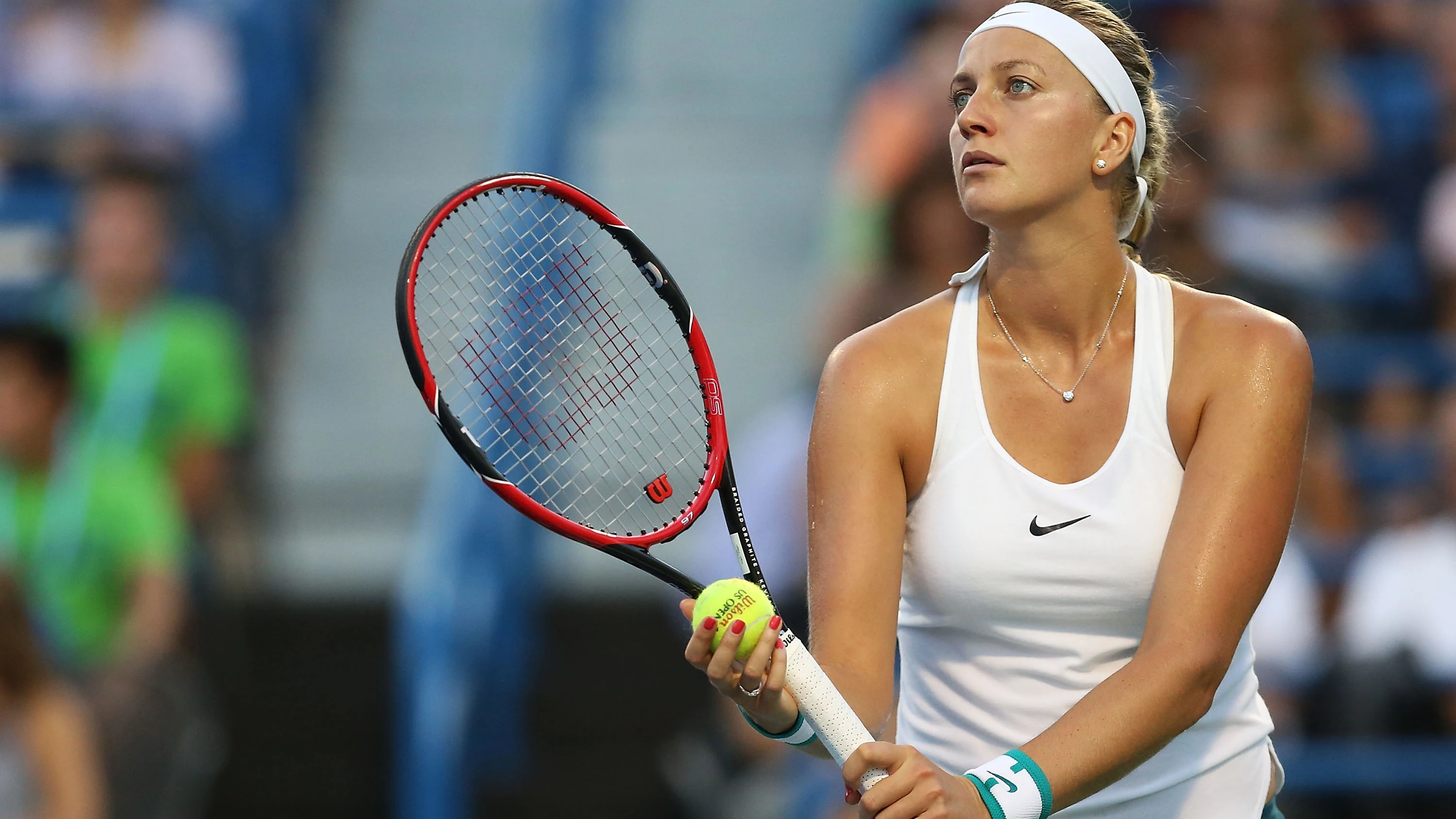La tenista Petra Kvitova, asaltada en su casa y hospitalizada por una herida leve de cuchillo La tenista Petra Kvitova, asaltada en su casa y hospitalizada por una herida leve de cuchillo