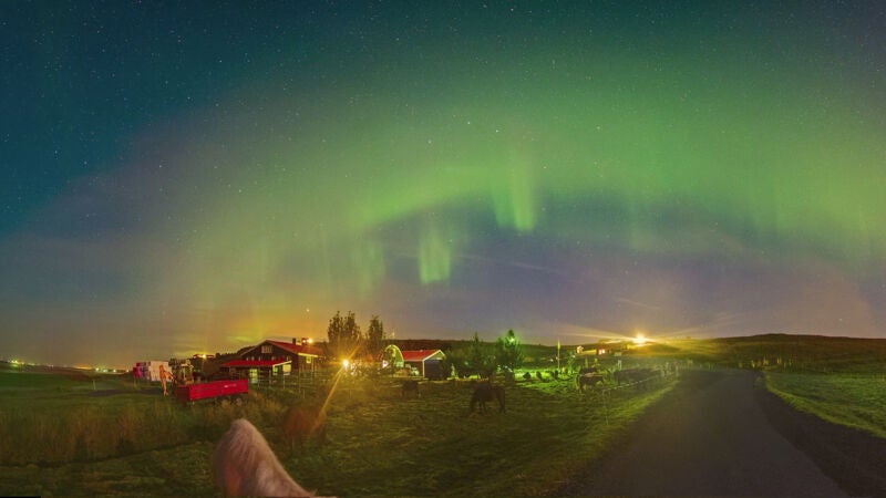 Cómo cazar auroras boreales desde Madrid