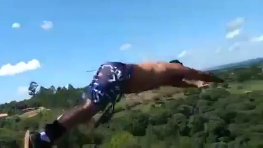 Un hombre muere haciendo puenting Un hombre muere haciendo puenting