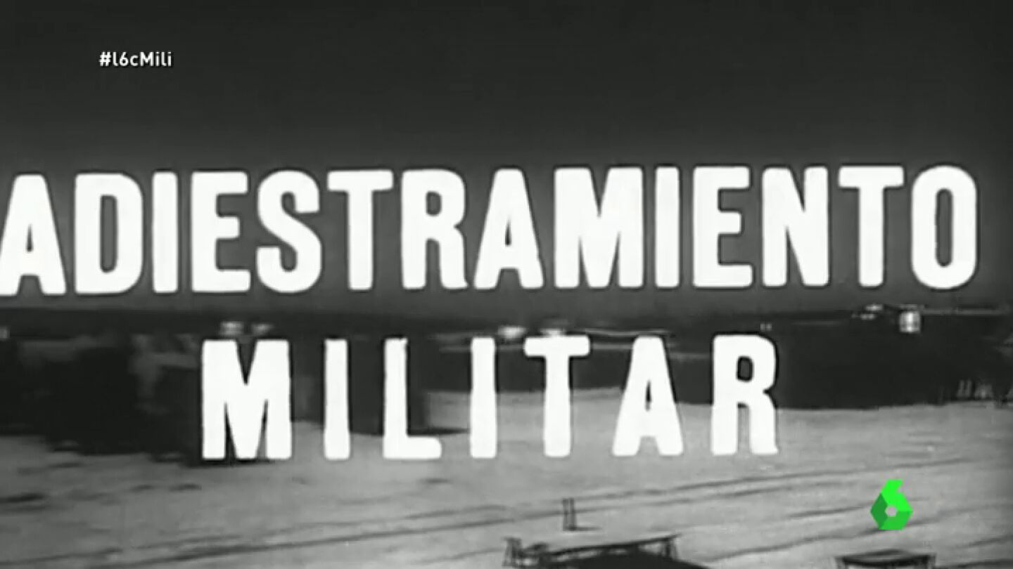 Frame 12.084427 de: La mili se convirti&oacute; en una escuela para el 20% de poblaci&oacute;n que no sab&iacute;a ni leer ni escribir en la &eacute;poca de Franco