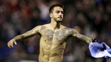 Joselu celebrando su gol frente al Alavés