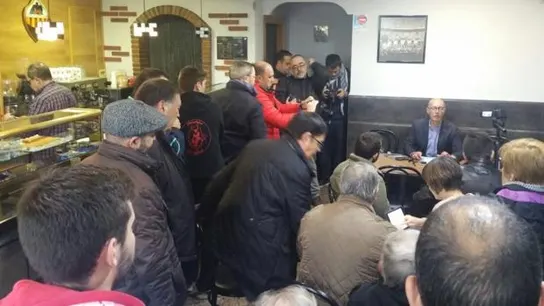 Rueda de prensa de despedida de Frank Castelló como entrenador del CD Castellón Rueda de prensa de despedida de Frank Castelló como entrenador del CD Castellón