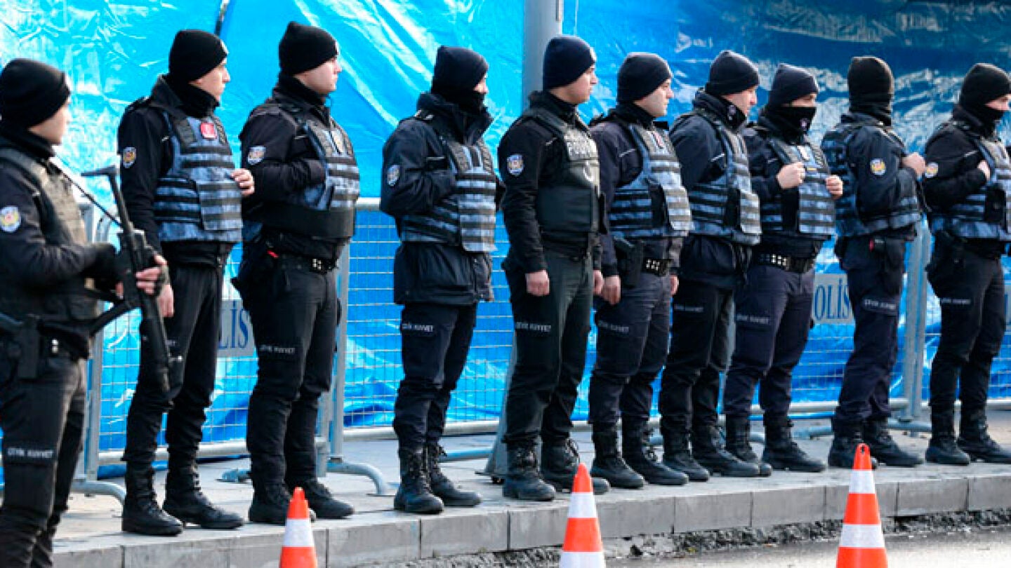 Dispositivo policial en Estambul tras el ataque