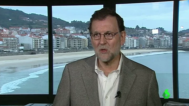 Frame 1.102284 de: rajoy paro