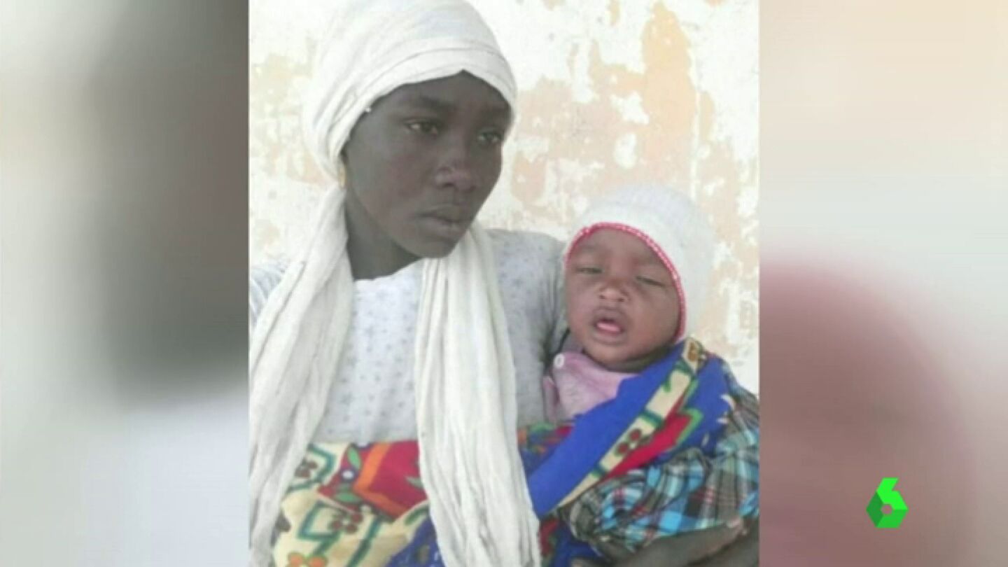 Frame 2.082869 de: Encuentran a una de las chicas de Chibok que fue secuestrada hace tres a&ntilde;os por Boko Haram