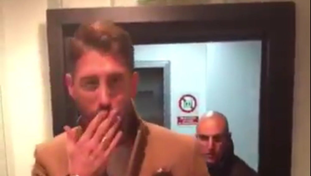 Sergio Ramos con su abrigo