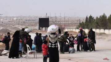 Varias familias en las inmediaciones de Alepo (Archivo)